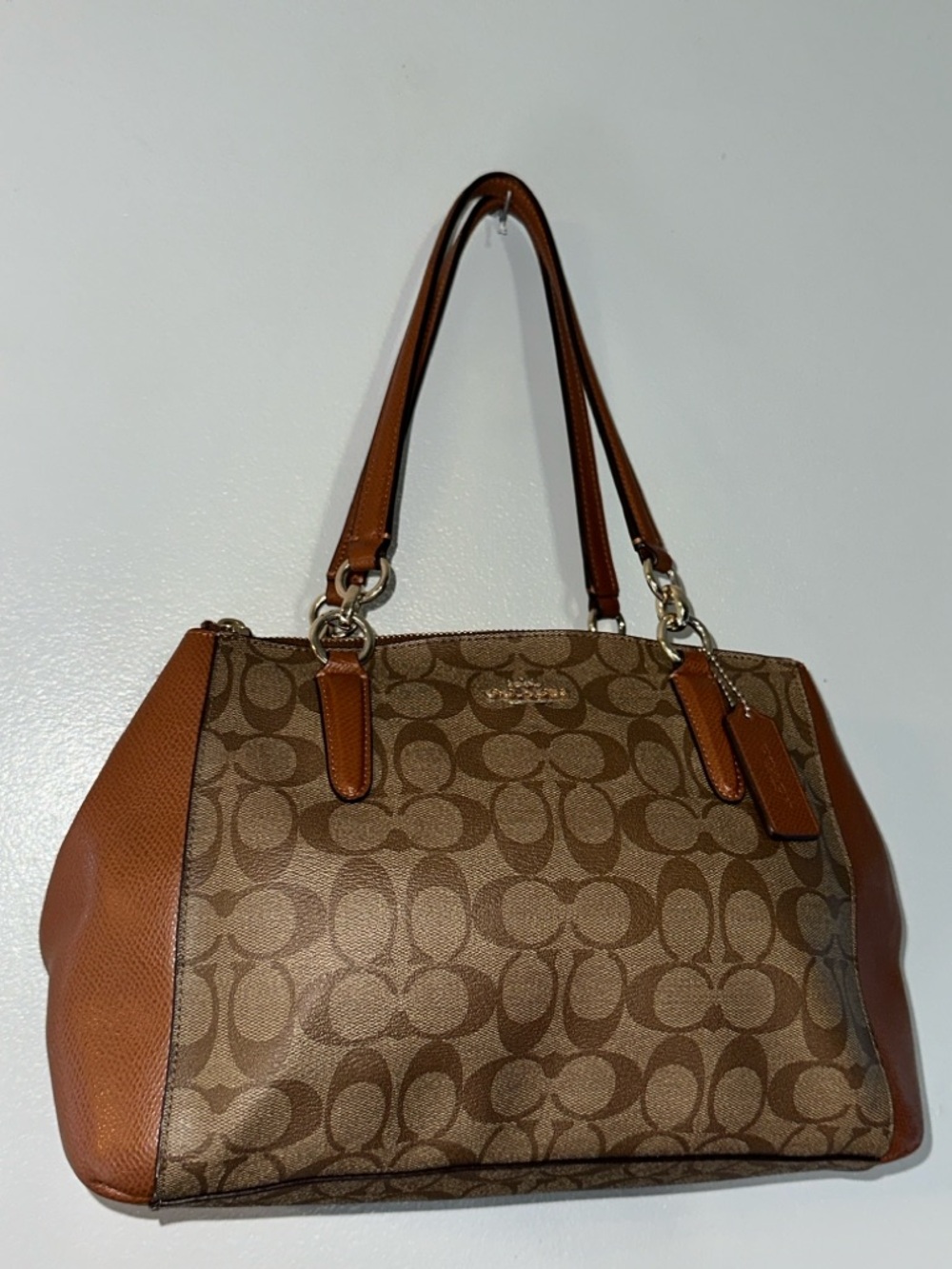 Coach Signature coated Canvas shoulder bag in Brown/Tan